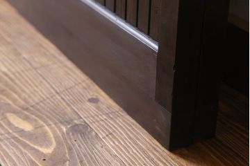 和製アンティーク　細かな縦桟が美しい平格子戸(引き戸、建具)2枚組