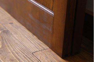 昭和レトロ　鏡板タモ材　味わいのある木味の板戸(引き戸、建具)