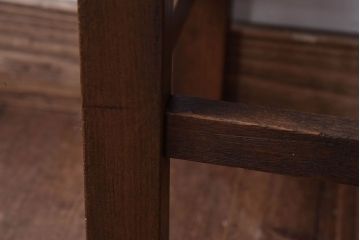 レトロ家具　昭和レトロ　古いナラ材のクッション座面角スツール(椅子、チェア)