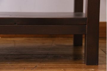 アンティーク家具　和製アンティーク　棚・脚付き　深みのある色合いの時代箪笥サイドボード(脚付きチェスト、衣装箪笥)