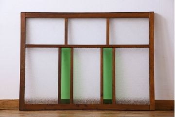 昭和レトロ　ダイヤガラスと色ガラスが魅力的な明り取り(明かり取り、フィックス窓、はめ殺し戸)