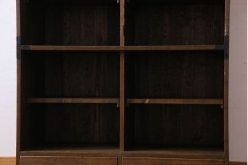 アンティーク家具　和製アンティーク　桐材の質感が味わい深いキャビネット(収納棚、戸棚)