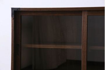 アンティーク家具　和製アンティーク　桐材の質感が味わい深いキャビネット(収納棚、戸棚)