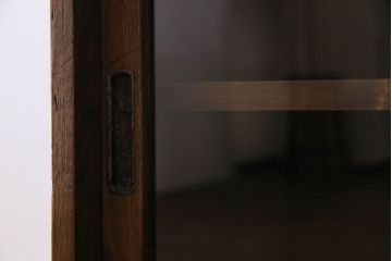 アンティーク家具　和製アンティーク　桐材の質感が味わい深いキャビネット(収納棚、戸棚)