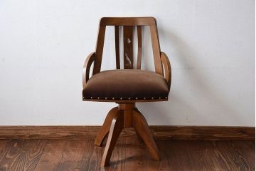 アンティーク家具　和製アンティーク　古いナラ材が使われたシックな回転イス(椅子、チェア、ワークチェア)