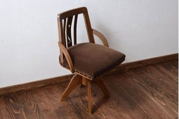 アンティーク家具　和製アンティーク　古いナラ材が使われたシックな回転イス(椅子、チェア、ワークチェア)