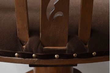 アンティーク家具　和製アンティーク　古いナラ材が使われたシックな回転イス(椅子、チェア、ワークチェア)