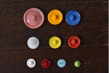 アンティーク雑貨　ビンテージ　レトロなチェコガラスボタン10個セット