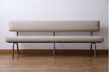 レトロ家具　レトロ　幅広のサイズが魅力的なビンテージベンチ(椅子、イス)