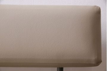 レトロ家具　レトロ　幅広のサイズが魅力的なビンテージベンチ(椅子、イス)