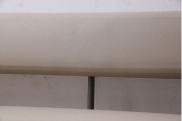 レトロ家具　レトロ　幅広のサイズが魅力的なビンテージベンチ(椅子、イス)