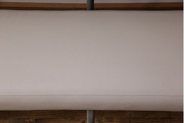 レトロ家具　レトロ　幅広のサイズが魅力的なビンテージベンチ(椅子、イス)