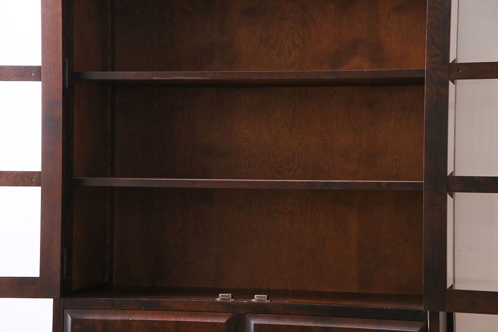 中古　美品　北海道民芸家具　シックな存在感を放つ本箱(書棚、収納棚)