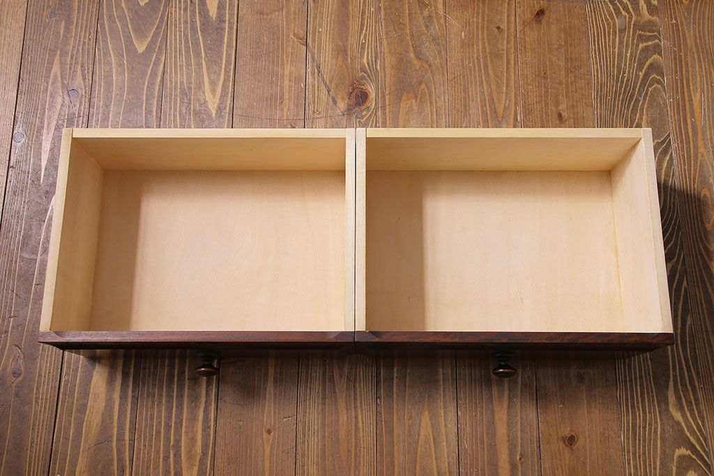 中古　美品　北海道民芸家具　シックな存在感を放つ本箱(書棚、収納棚)