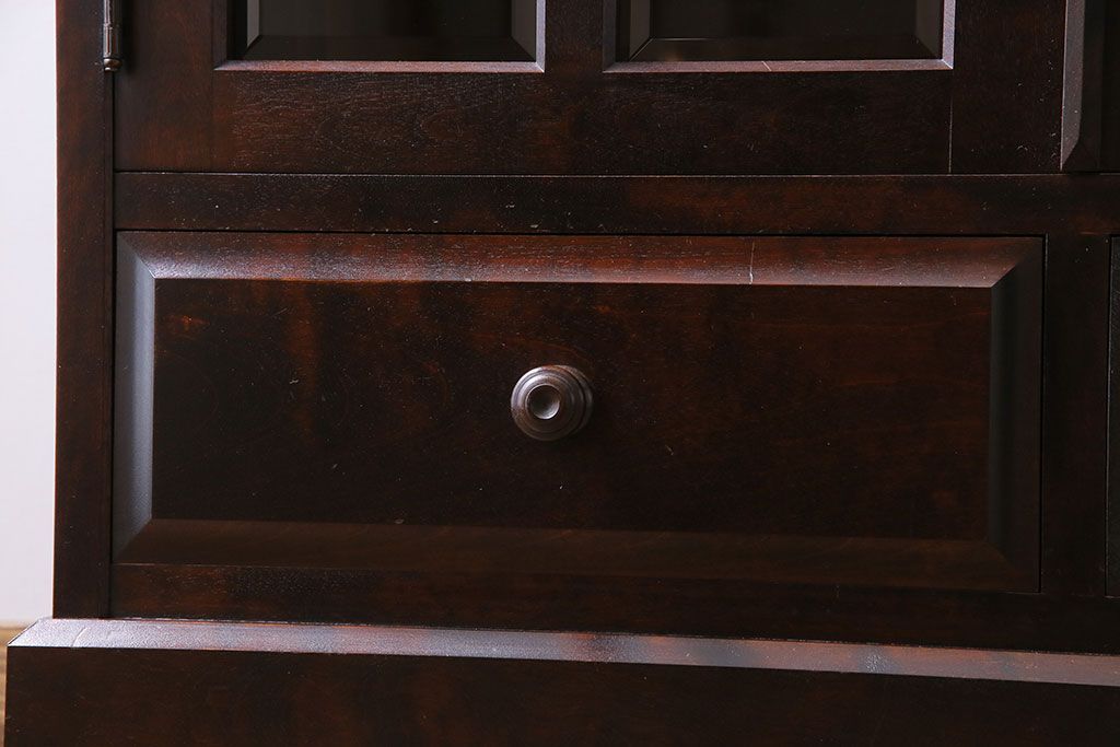 中古　美品　北海道民芸家具　シックな存在感を放つ本箱(書棚、収納棚)