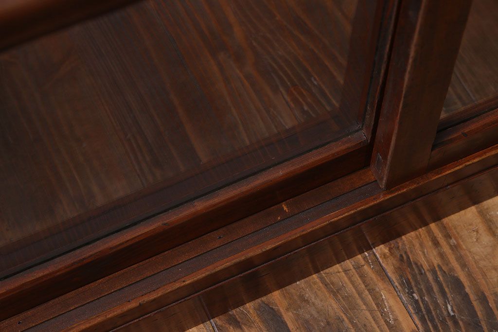 アンティーク家具　和製アンティーク　木の質感が味わい深い　卓上でも使えるガラスケース(ショーケース)