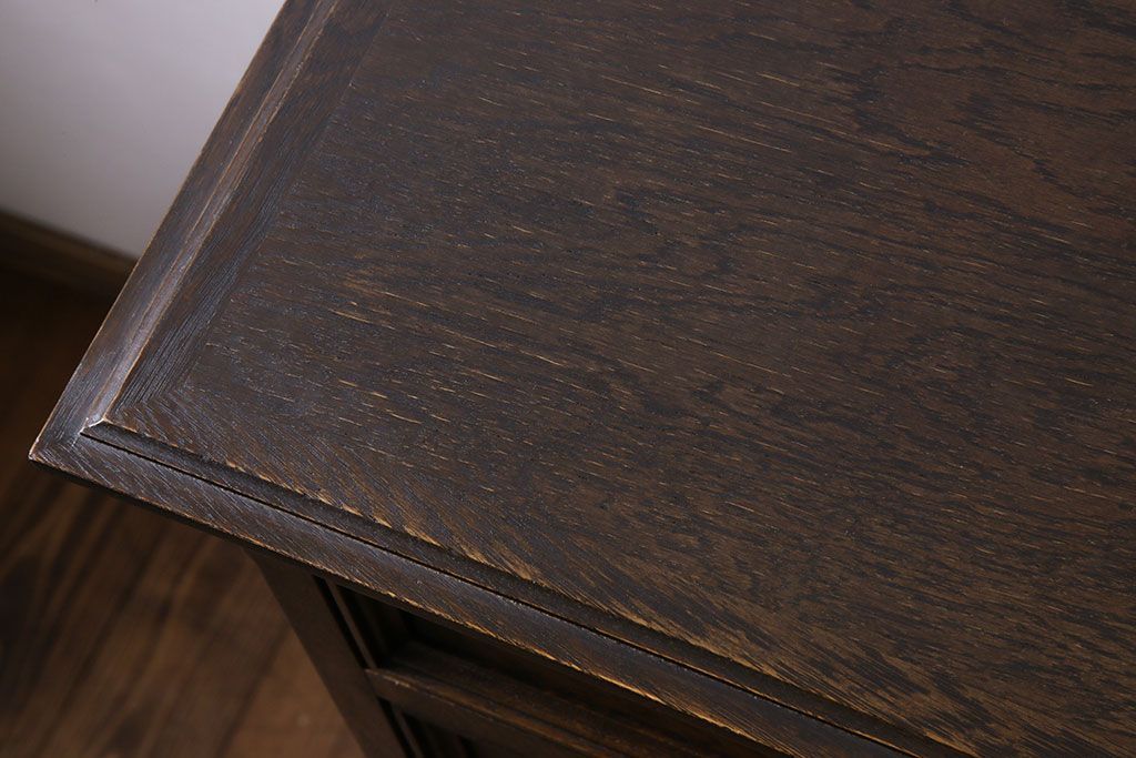 ビンテージ　永田良介商店製　S型　シックなデザインの整理箪笥(チェスト)(定価41万円)