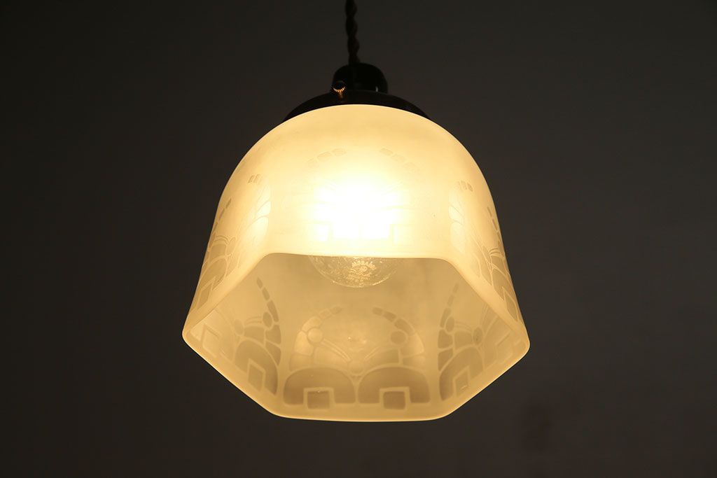 アンティーク　エッチング加工がおしゃれなシェード(天井照明、ペンダントライト)