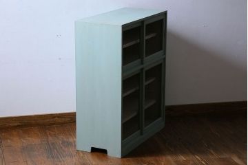ペイント家具　フレンチナチュラルな雰囲気のグリアージュキャビネット(収納棚、戸棚)
