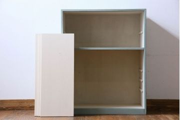 ペイント家具　フレンチナチュラルな雰囲気のグリアージュキャビネット(収納棚、戸棚)