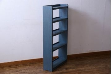 ペイント家具　落ち着いた雰囲気漂う細身の本棚(飾り棚、陳列棚)