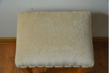 レトロ家具　昭和レトロ　古いケヤキ材のシンプルなクッションスツール(椅子、チェア)