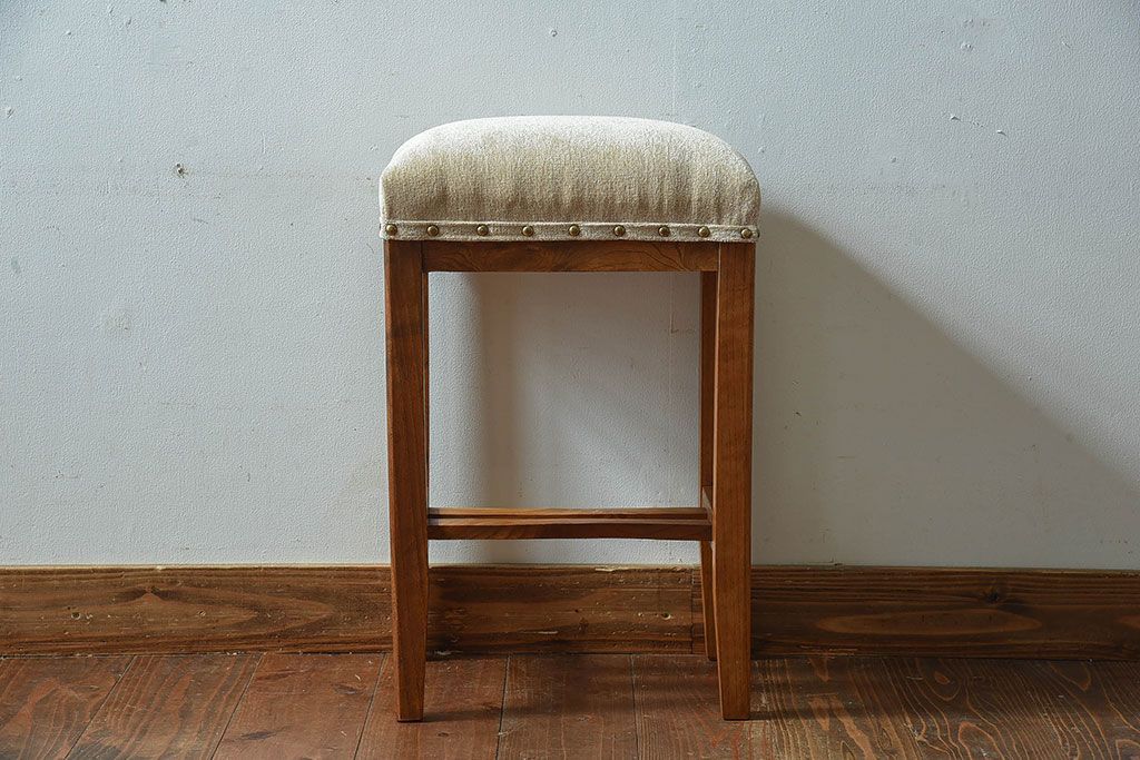 レトロ家具　昭和レトロ　古いケヤキ材のシンプルなクッションスツール(椅子、チェア)