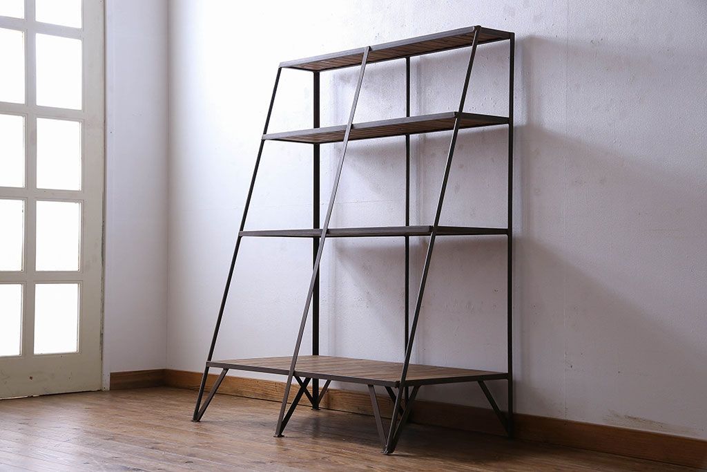 ラフジュオリジナル メンズライクの台形アイアンラック(飾り棚、陳列棚)