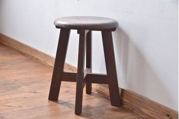 アンティーク雑貨　和製アンティーク　古いナラ材の木製スツール(丸椅子、チェア、花台)(1)