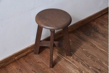 アンティーク雑貨　和製アンティーク　古いナラ材の木製スツール(丸椅子、チェア、花台)(2)