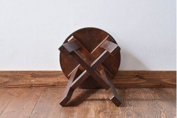 アンティーク雑貨　和製アンティーク　古いナラ材の木製スツール(丸椅子、チェア、花台)(2)