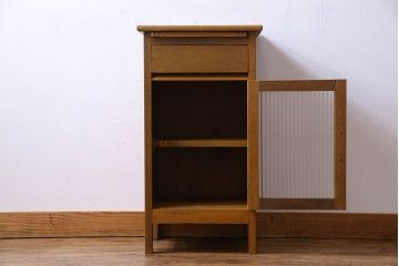 アンティーク雑貨　昭和レトロ　モールガラス使用　レトロな木製サイドキャビネット(サイドテーブル、収納棚、電話台、花台)