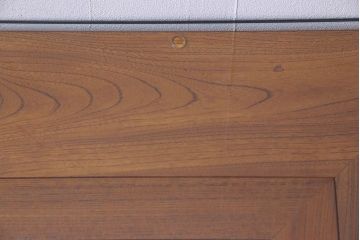 アンティーク雑貨　中古　総ケヤキ材　ガラス天板付き　四尺　杢目が美しい関西火鉢(長火鉢、囲炉裏、テーブル)