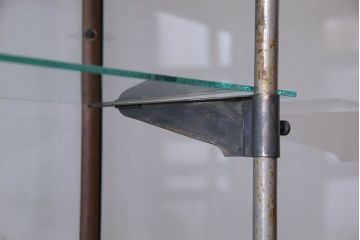 アンティーク家具　大正ロマン　色ガラス入り　シックな雰囲気漂うタバコ屋の台付きガラスケース(ショーケース、飾り棚、陳列棚)