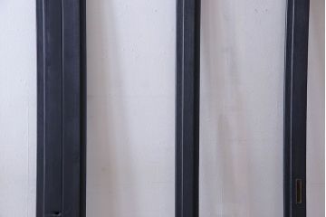 ペイント家具　落ち着いた色味のガラス戸(引き戸、建具)2枚セット