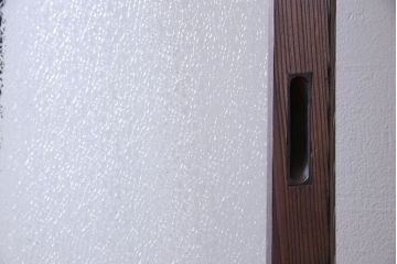 和製アンティーク　ダイヤガラス入り　モダンなデザインのガラス戸(引き戸、建具)