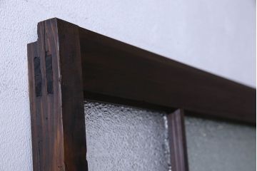 和製アンティーク　ダイヤガラス入り　モダンなデザインのガラス戸(引き戸、建具)