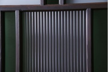 和製アンティーク　大正ロマン香る　色ガラス入りのガラス戸(引き戸、建具)2枚組