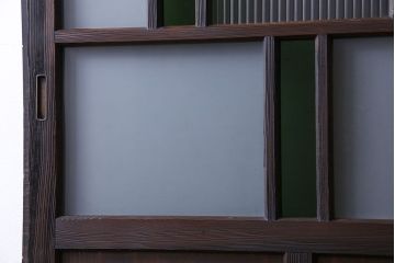 和製アンティーク　大正ロマン香る　色ガラス入りのガラス戸(引き戸、建具)2枚組