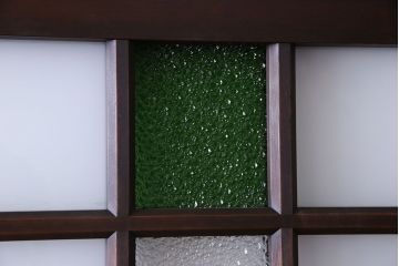 大正ロマン　色ガラス入りのアンティークガラス戸(引き戸、建具)2枚セット