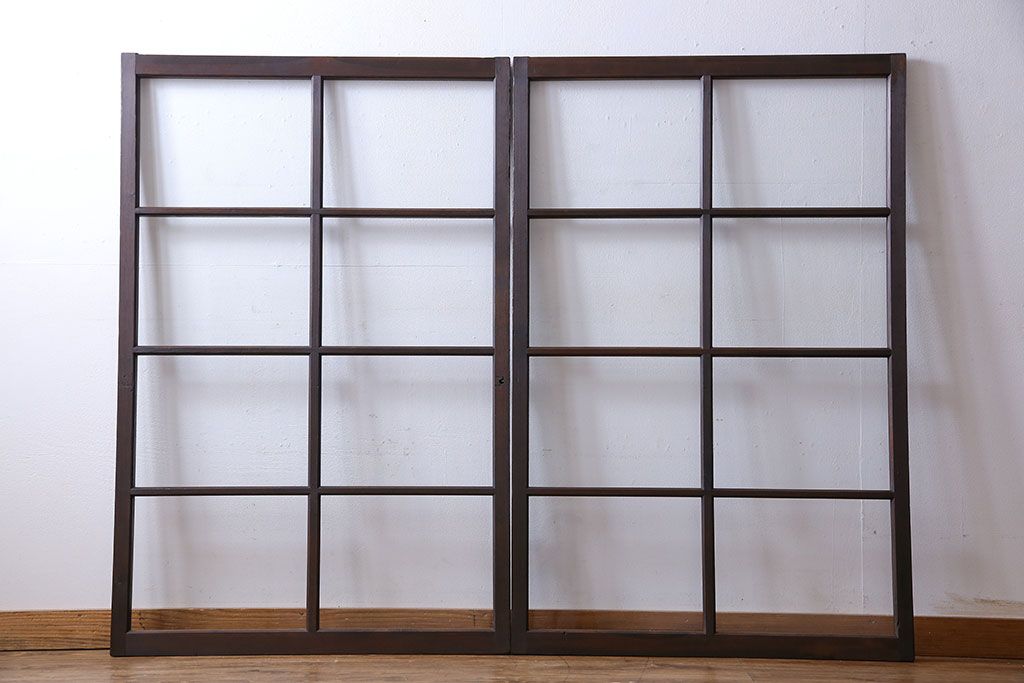 和モダンな古い木製のアンティークガラス戸(引き戸、建具、窓)2枚セット