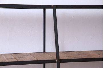 ラフジュオリジナル　シンプルな台形アイアンラック(飾り棚、陳列棚)
