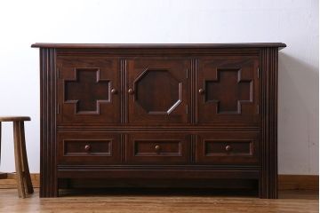 中古　松本民芸家具　デザインが印象的なD型サイドボード(収納棚)(定価43万円)