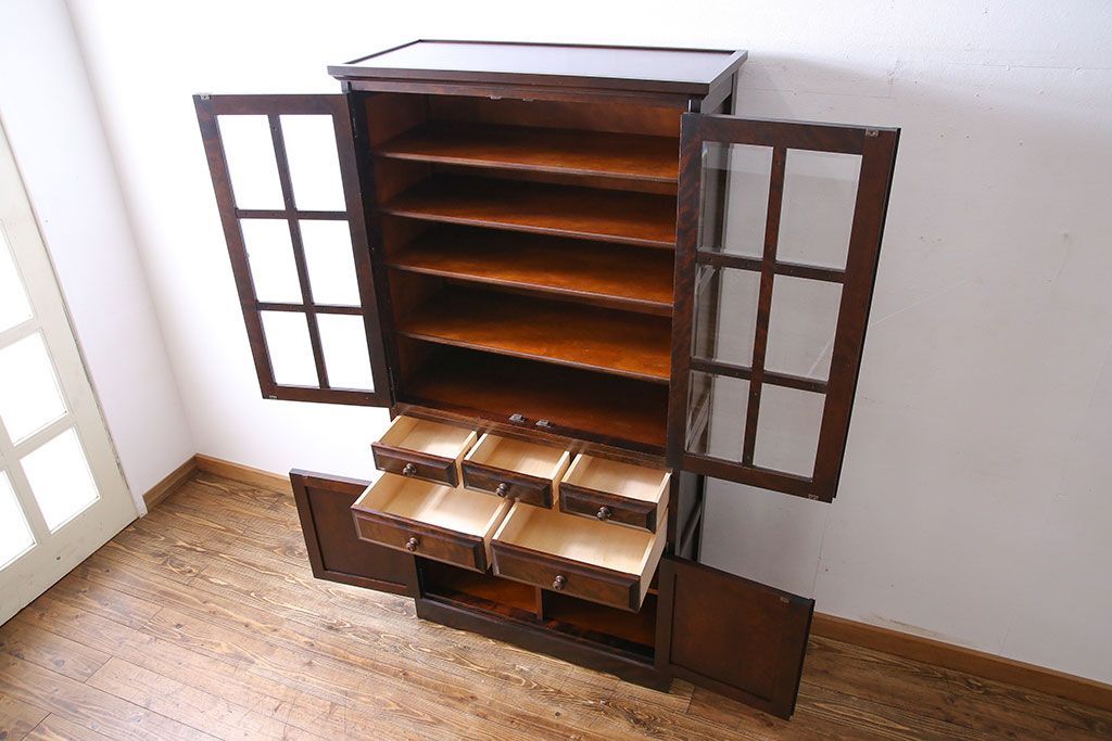 中古美品　北海道民芸家具　HM160K　上品なキャビネット(食器棚、本箱、書棚、収納棚)(定価約45万)