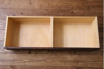 中古　北海道民芸家具　シックな存在感を放つ本箱(書棚、収納棚)(1)