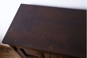 中古　北海道民芸家具　シックな存在感を放つ本箱(書棚、収納棚)(1)