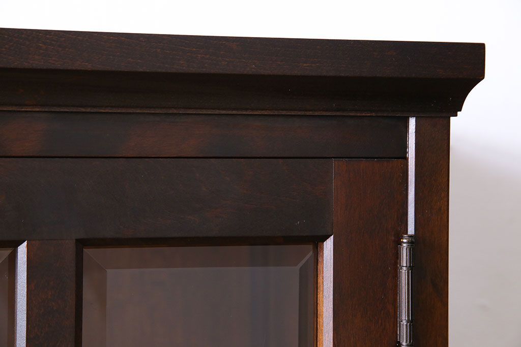 中古　北海道民芸家具　シックな存在感を放つ本箱(書棚、収納棚)(1)