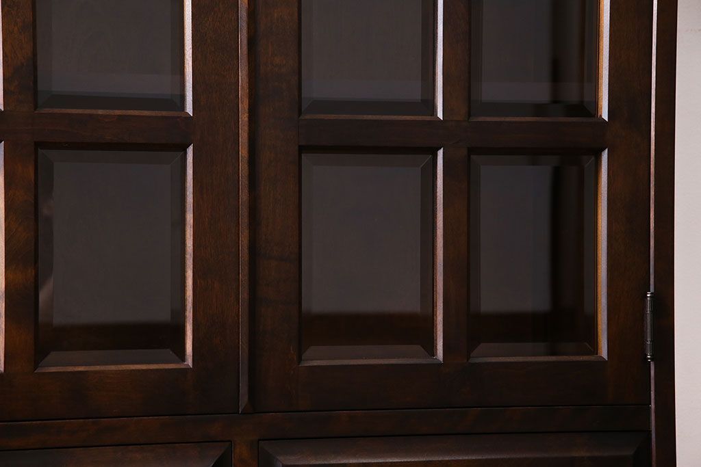 中古　北海道民芸家具　シックな存在感を放つ本箱(書棚、収納棚)(1)