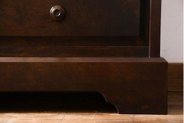 中古　北海道民芸家具　シックな存在感を放つ本箱(書棚、収納棚)(1)