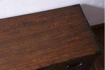 アンティーク家具　和製アンティーク　関東産　金具が立派な総桐材のアンティークチェスト(時代箪笥、衣装箪笥、重ね箪笥、桐箪笥、桐たんす)